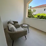Toni Apartment